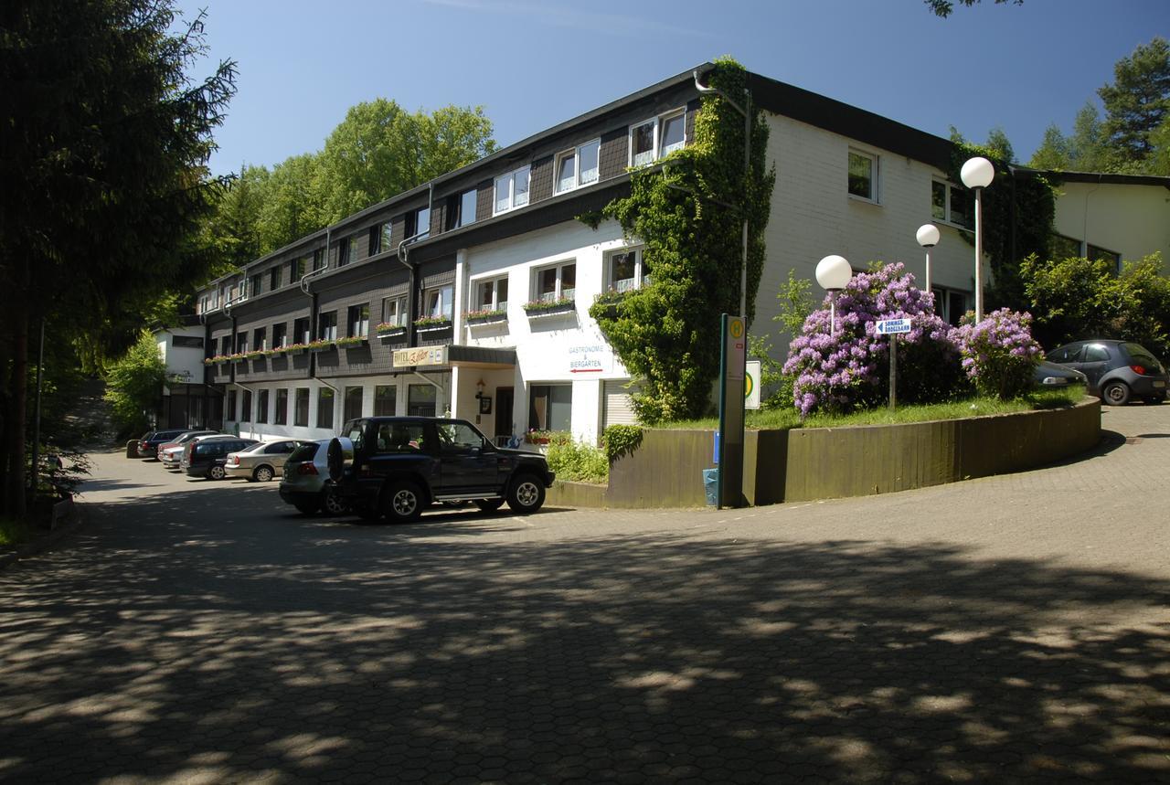 Hotel-Restaurant-Eifeltor Mechernich Exterior photo