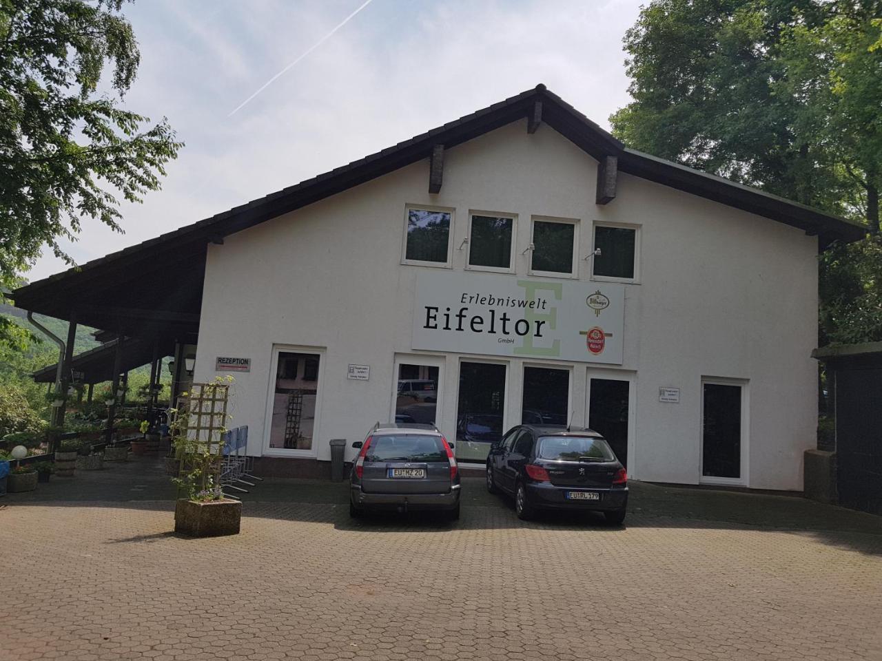 Hotel-Restaurant-Eifeltor Mechernich Exterior photo